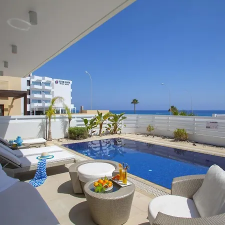 How To Rent Your Own In With Fantastic Private Pool, 1537