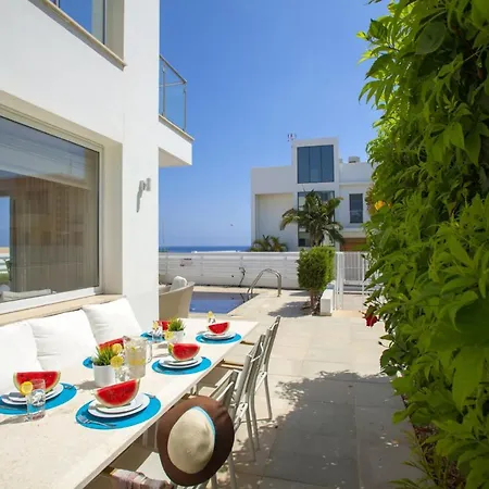 How To Rent Your Own In With Fantastic Private Pool, 1537 Βίλα Πρωταράς