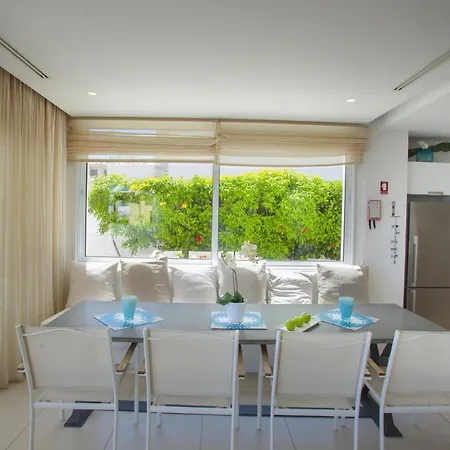 How To Rent Your Own In With Fantastic Private Pool, 1537 Πρωταράς