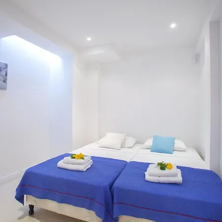 Βίλα How To Rent Your Own In With Fantastic Private Pool, 1537 Πρωταράς