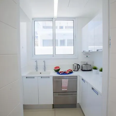 How To Rent Your Own In With Fantastic Private Pool, 1537