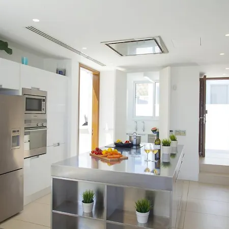 How To Rent Your Own In With Fantastic Private Pool, 1537 Protaras