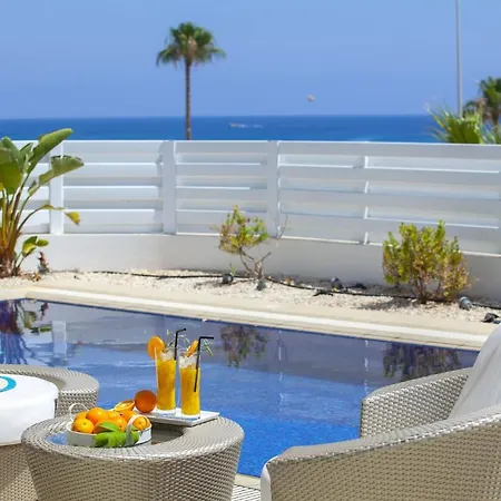 Vilă How To Rent Your Own In With Fantastic Private Pool, 1537